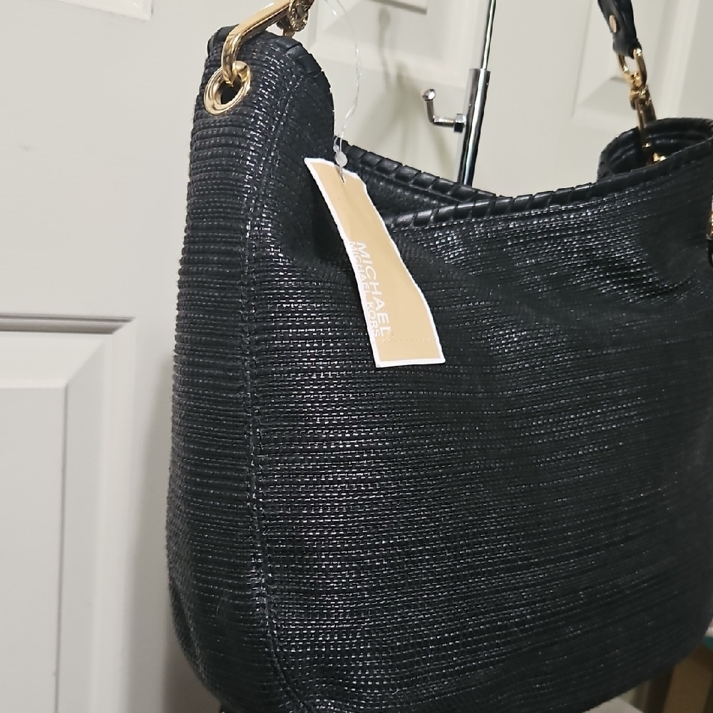 Michael Kors NWT Black Hobo Straw Bag with Gold Accents - Picture 2 of 10